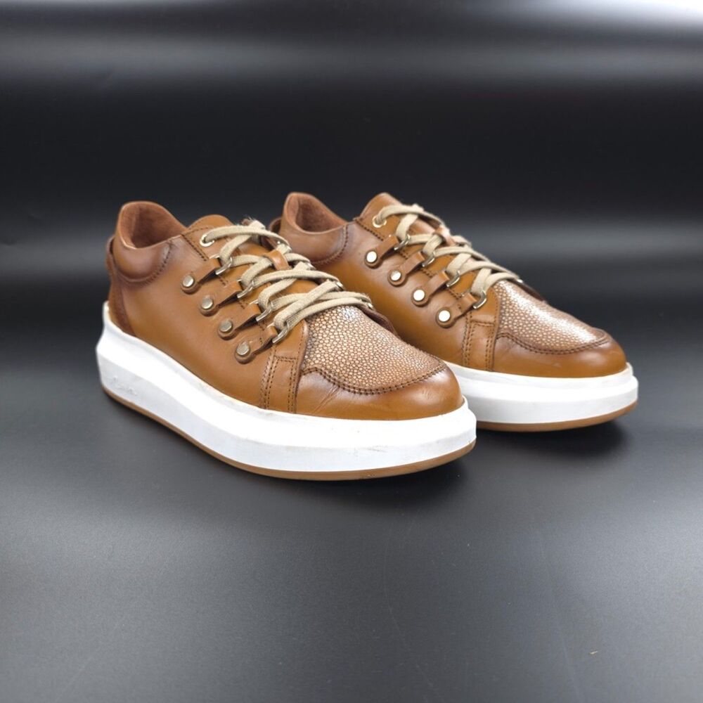 FRANCO CUADRA Shagreen Leather Sneakers Brown Minimal Quiet Luxury Downtown Girl